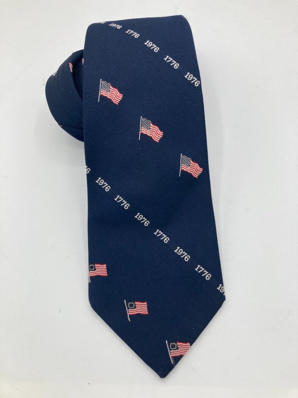 MENS PATRIOTIC AMERICA 1776 FLAG TIE